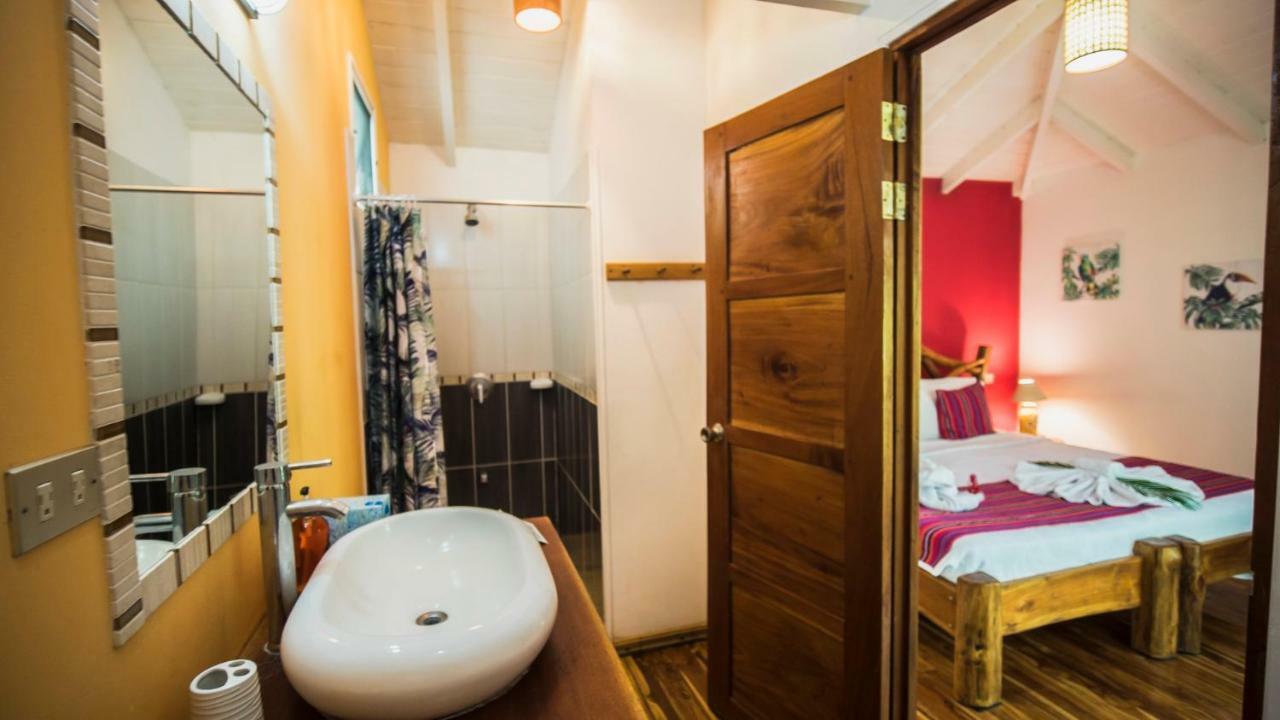 Hotel El Pequeno Gecko Verde Samara Bagian luar foto